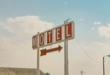 motel-znak