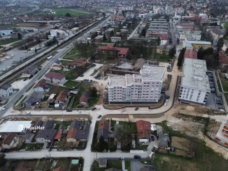 Sutra asfaltiranje saobraćajnice u Ilijašu: Potpuna obustava saobraćaja u ulici 126. ilijaške brigade