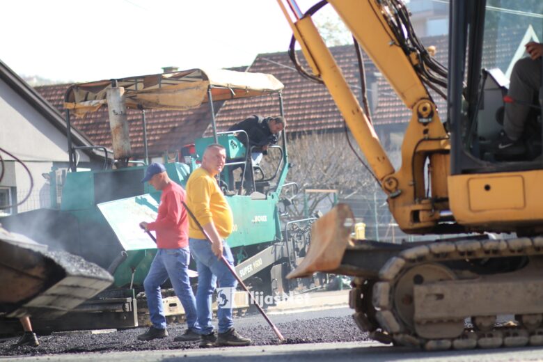 Završeno asfaltiranje u ulici 126. ilijaške brigade: Ilijaš dobio modernu saobraćajnicu