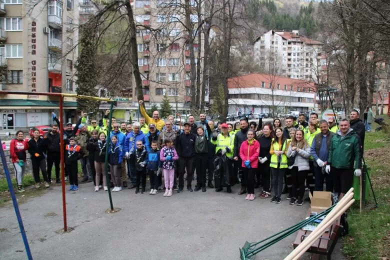 Građani i lokalna vlast zajedno u akciji: Vareš pokazao snagu zajedništva