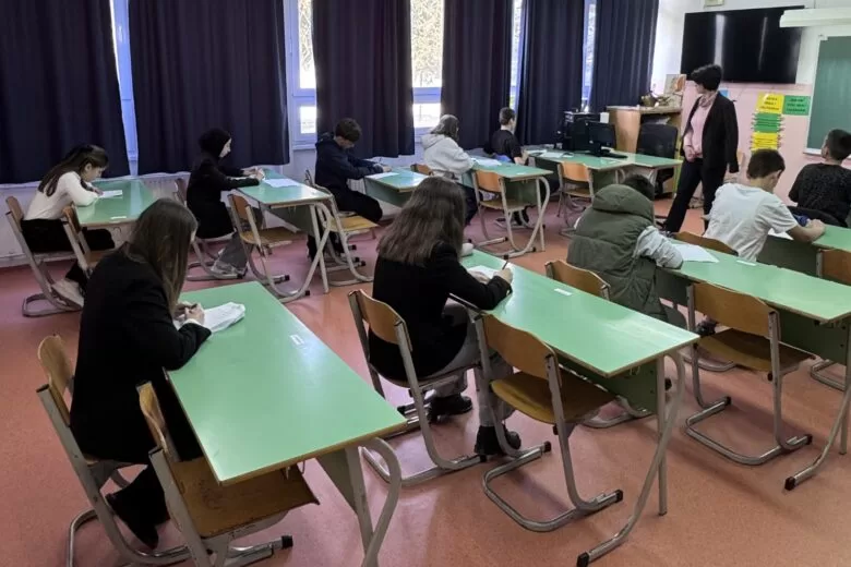 Omer Džigal pobjednik Općinskog takmičenja iz nastavnog predmeta Historija.