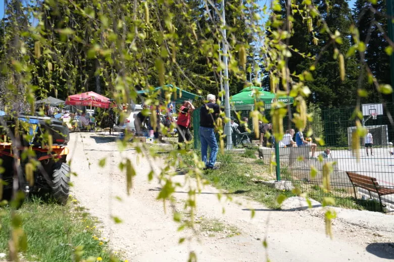 Turnir u Gajevima počeo uz učešće 10 ekipa i odličnu atmosferu