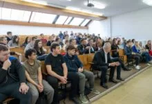 U Vogošći održan Dijalog mladih i vlasti pod nazivom: Mladi imaju riječ!