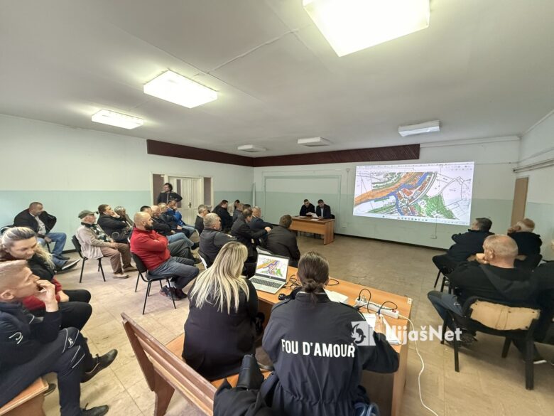 U Srednjem održana javna tribina o inicijativi za izmjenu Regulacionog plana “Srednje”