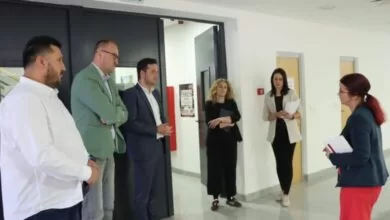 PREMIJER NIHAD UK U POSJETI PORODIČNOM SAVJETOVALIŠTU: Zdrava porodica je najbolja prevencija socijalnih devijacija