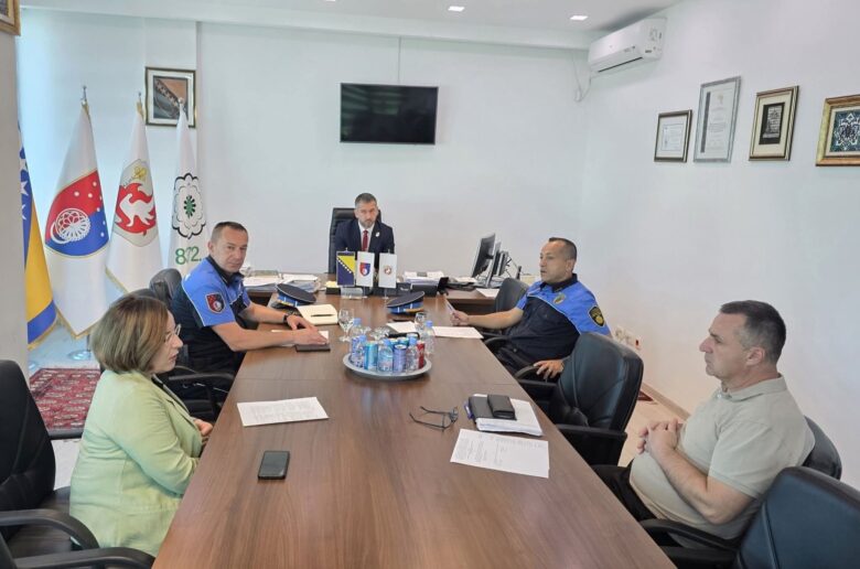 Općina Ilijaš i Policijska uprava Ilijaš razgovarali o sigurnosti saobraćaja u pješačkoj zoni