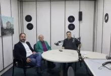 Velikan bh. glumišta Zijah Sokolović s predstavom „Lijevo desno glumac“ 3. jula dolazi u Ilijaš