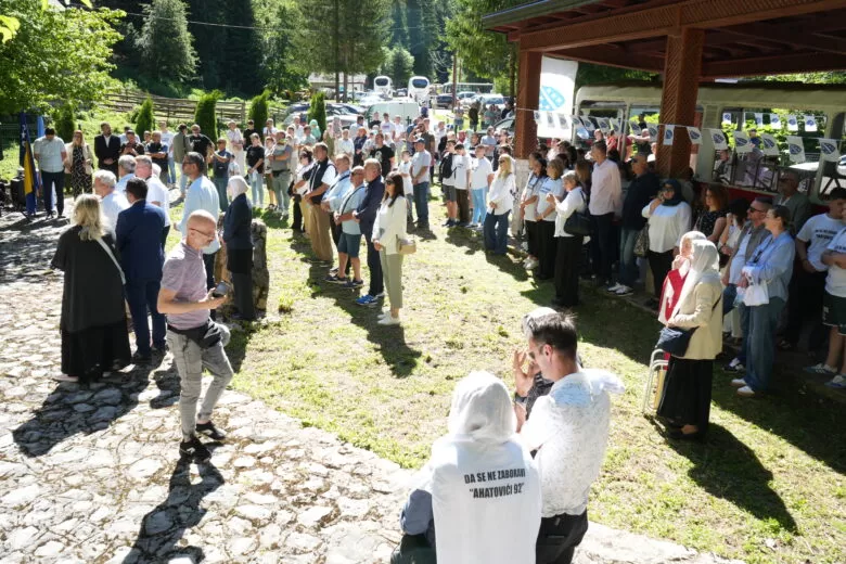 Obilježena 34. godišnjica zločina nad bošnjačkim civilima u Sokolini