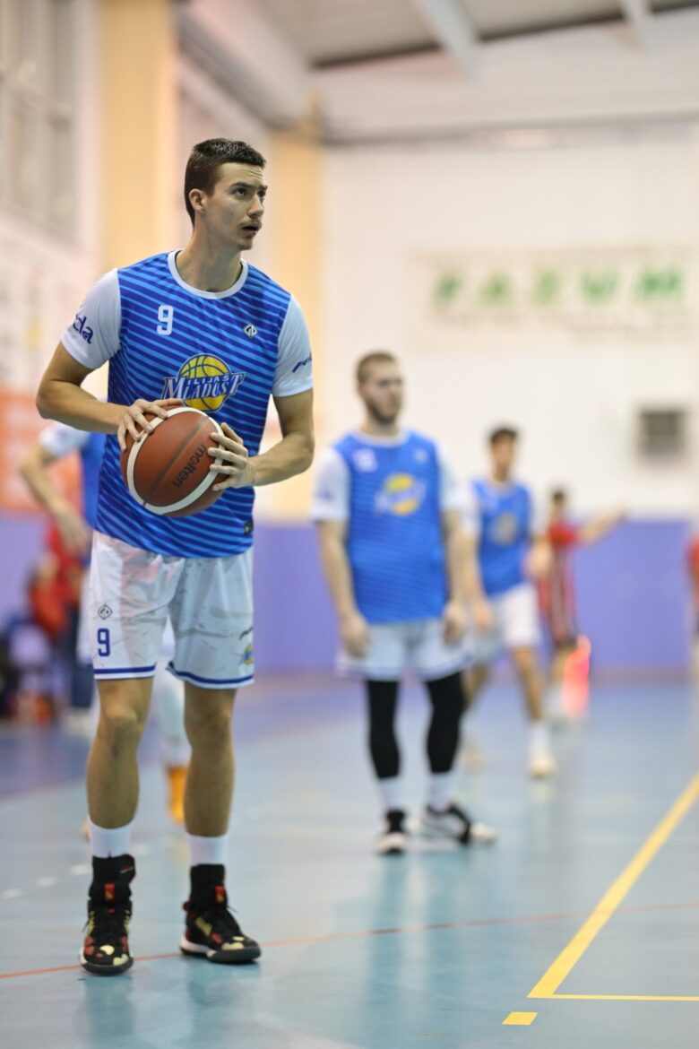 FARIS IHTIJAREVIĆ: Košarka je moja velika ljubav, draga mi je svaka pobjeda