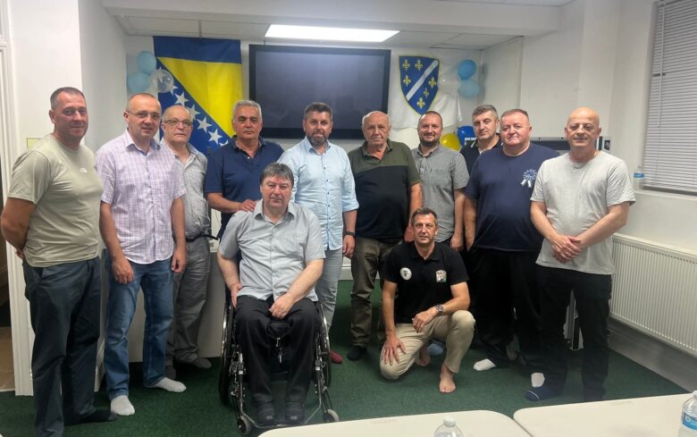 Potpredsjednik entiteta Republika Srpska Ćamil Duraković posjetio džemat u Birminghamu