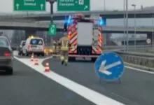 Nesreća na autoputu kod Visokog: Prosuo se pijesak s kamiona i oštetio automobile