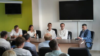 U Ilijašu održana panel-diskusija „Genocid u Srebrenici u umjetnosti i književnosti