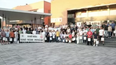 Učesnicima “Marša mira 2026 – Grupa Ilijaš” podijeljene majice i akreditacije, polazak za Nezuk sutra u 4 sata