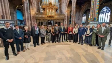 MANCHESTER UJEDINJEN U SJEĆANJU NA ŽRTVE GENOCIDA U SREBRENICI