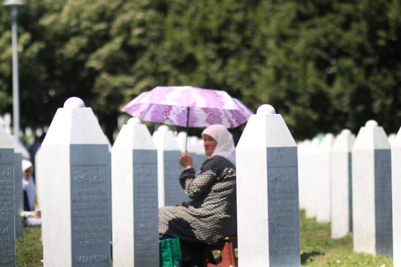 U Potočarima klanjana dženaza i obavljen ukop deset žrtava genocida u Srebrenici