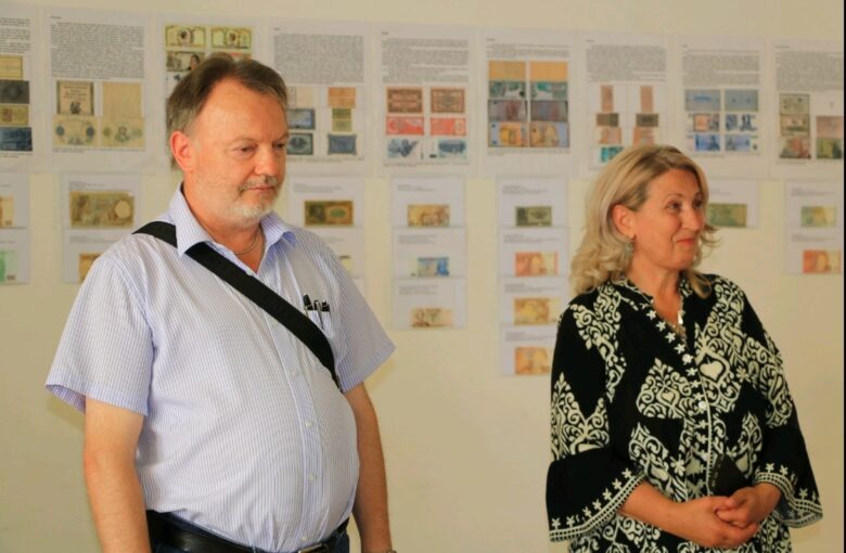 Sutra u Ilijašu izložba reprezentativnih i rijetkih knjiga iz privatne kolekcije „Lelo“