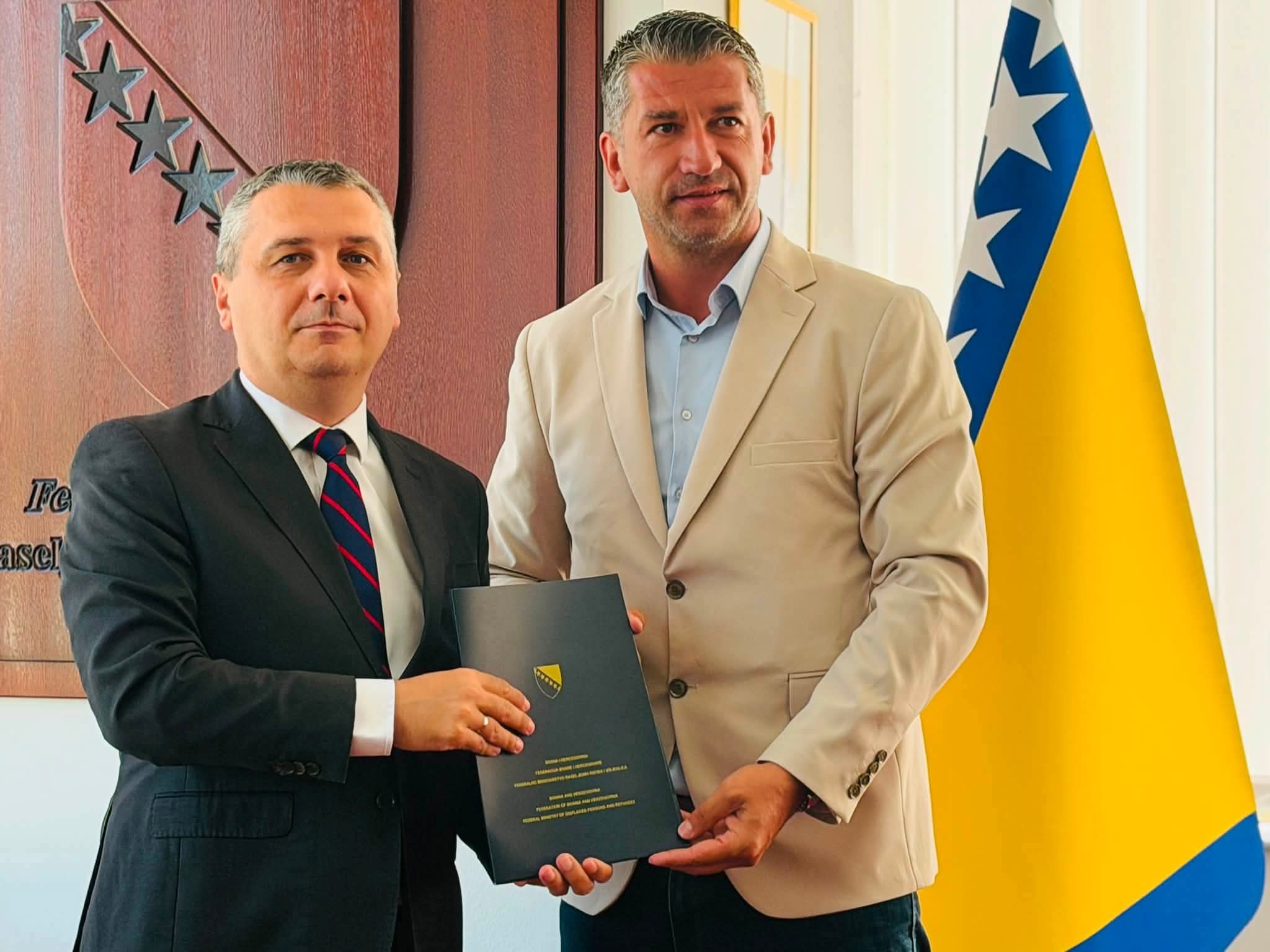 Počinje realizacija četiri putna infrastrukturna projekta u Ilijašu