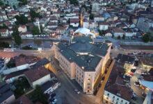 Na današnji dan prije 34 godine zapaljena sarajevska Vijećnica