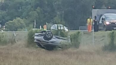 Saobraćajna nezgoda na autoputu Podlugovi–Visoko: Vozilo završilo na krovu