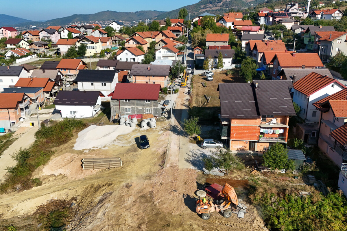 Radovi na Kolektoru 7 odvijaju se prema planu, 40 objekata dobija priključak