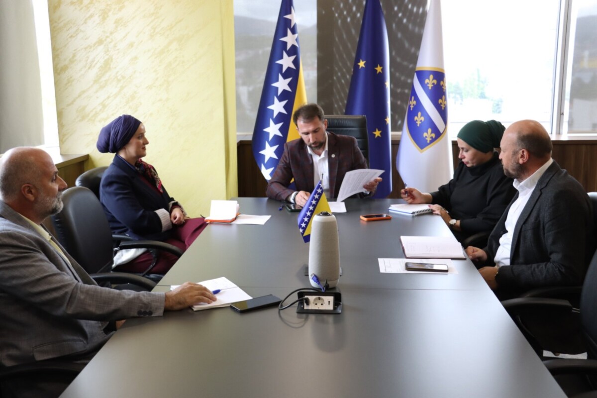 Delić pokreće inicijativu za zakon o roditeljskim pravima i naknadama u Federaciji BiH