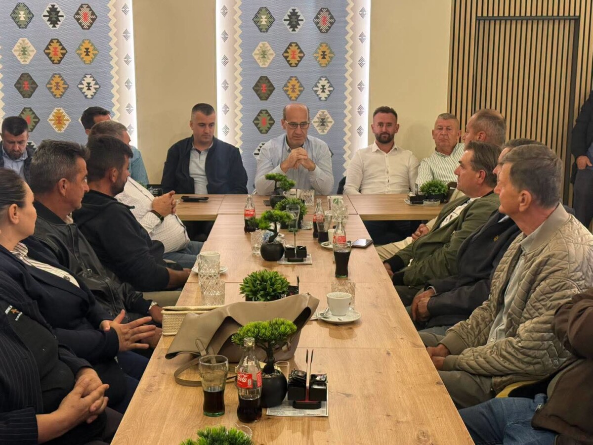 U Glogovoj kod Bratunca održan sastanak i druženje predstavnika lokalne zajednice