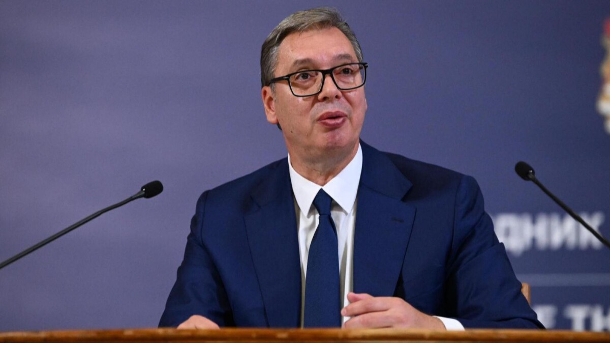 Aleksandar Vučić podnio ostavku na mjesto predsjednika Srbije