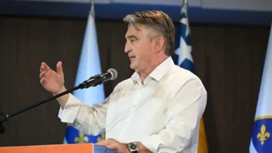 Komšić: Dirnu li u Memorijalni centar Srebrenica, sve probosanske stranke da kažu da neće praviti vlast s Dodikom