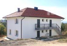 U Halugama završeni radovi: Izgrađena još četiri stana za romske porodice