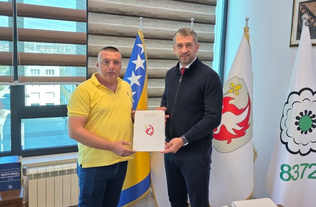 Potpisan ugovor za izgradnju 460 metara savremene putne infrastrukture u IZ “Željezara”