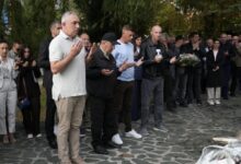 Delegacija Udruženja „Preživjeli genocida 11. juli ‘95“ odala počast majoru Hašimu Spahiću