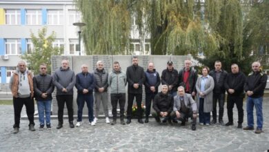 Grupa „Jokeri“ položila cvijeće na Centralnom spomen-obilježju u Ilijašu: Počeo „Pohod ponosa – Moševićko brdo 2026“